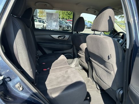 Used 2016 Nissan Rogue S w/ Appearance Package image 27