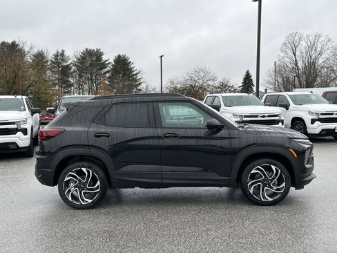 New 2025 Chevrolet TrailBlazer RS w/ Convenience Package image 3