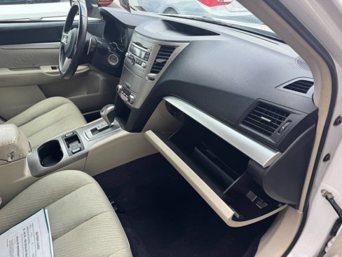 Used 2010 Subaru Legacy 2.5i Premium w/ Popular Equipment Group 2C image 21
