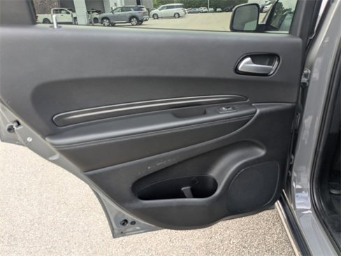 Used 2022 Dodge Durango SXT image 24