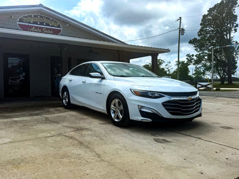Used 2022 Chevrolet Malibu LS w/ Driver Confidence Package image 1