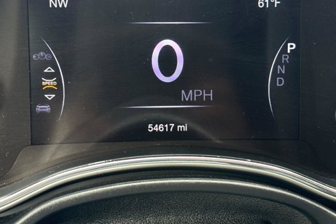 Used 2018 Jeep Grand Cherokee Limited image 29