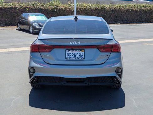 Used 2022 Kia Forte GT-Line image 9