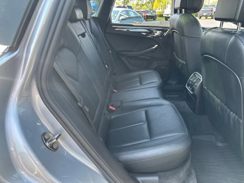 Used 2015 Porsche Macan S image 35