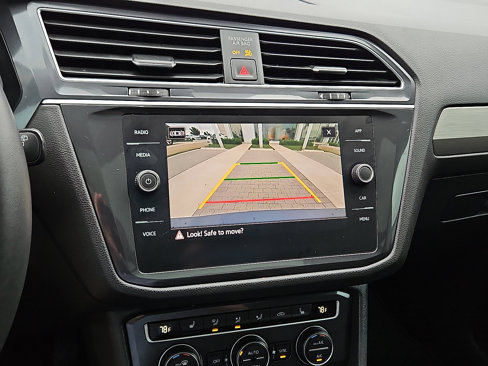 Certified 2021 Volkswagen Tiguan SEL image 16