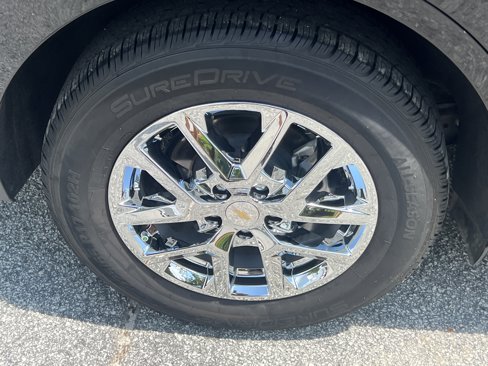 Used 2023 Chevrolet Equinox LT image 18