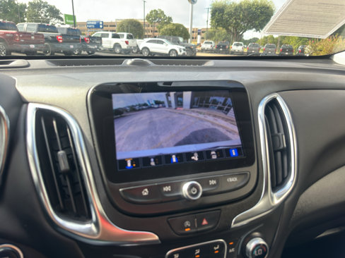 Used 2024 Chevrolet Equinox LT image 30