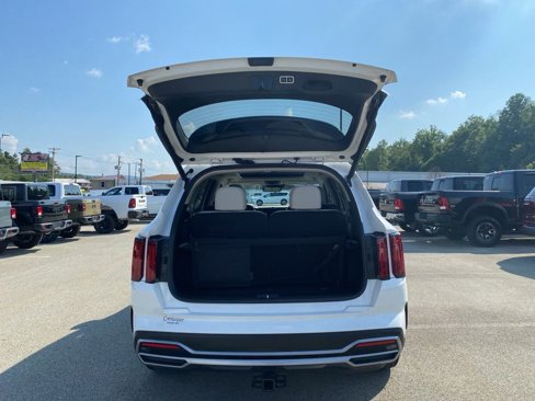 Used 2023 Kia Sorento SX Prestige w/ Panoramic Sunroof Package image 15