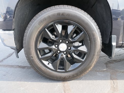 Used 2023 Chevrolet Silverado 1500 LT image 12