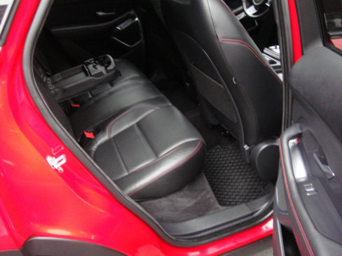 Used 2018 Jaguar E-PACE First Edition image 15