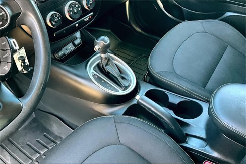 Used 2015 Kia Soul + image 15