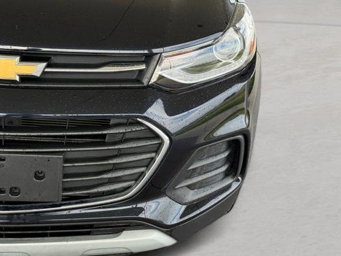 Used 2021 Chevrolet Trax LT w/ Driver Confidence Package image 7