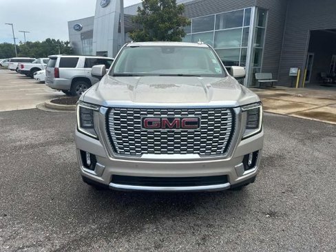 Used 2023 GMC Yukon XL Denali w/ LPO, Floor Liner Package image 2
