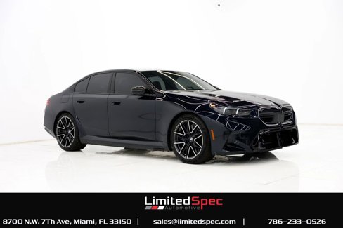 Used 2025 BMW M5 image 6