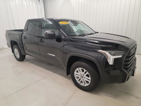 Used 2024 Toyota Tundra SR5 image 3