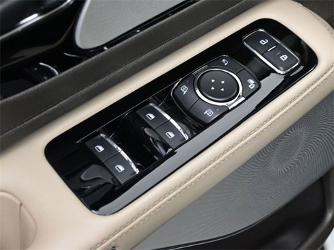 Used 2020 Lincoln Aviator Reserve w/ Equipment Group 202A image 21