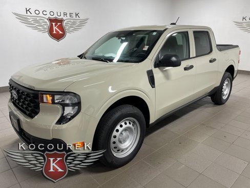 New 2025 Ford Maverick XL image 3