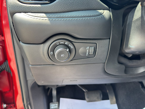 Used 2022 Dodge Durango GT image 19