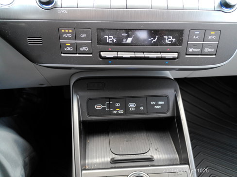 Used 2026 Hyundai Kona Limited image 30