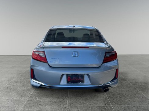 Used 2017 Honda Accord EX image 5