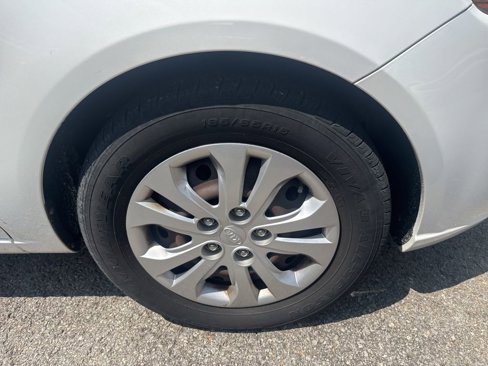 Used 2012 Kia Forte EX image 7