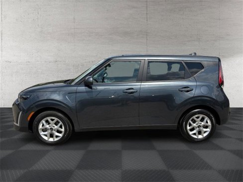 Used 2024 Kia Soul LX w/ LX Technology Package image 4