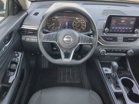 Used 2023 Nissan Altima 2.5 SV image 13