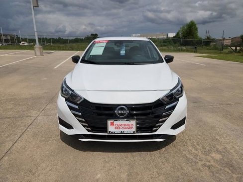 Certified 2024 Nissan Versa S w/ Trunk Package image 9