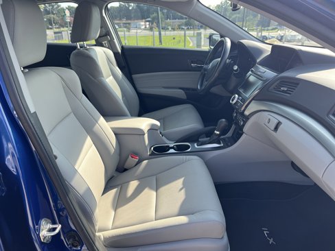 Used 2017 Acura ILX w/ Premium Package image 32