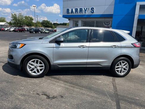 Used 2024 Ford Edge SEL image 2