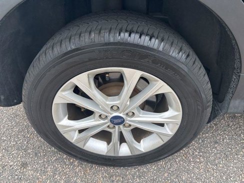 Used 2018 Ford Escape SE w/ SE Sync 3 Package image 18