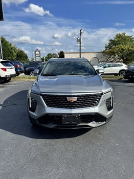 Certified 2025 Cadillac XT4 Premium Luxury image 2