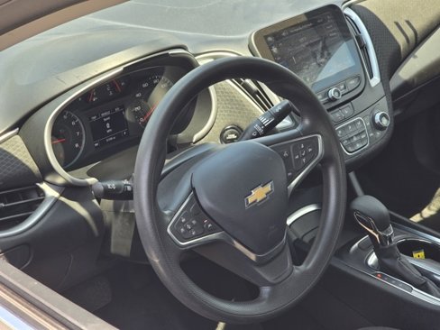 Used 2023 Chevrolet Malibu LT image 17
