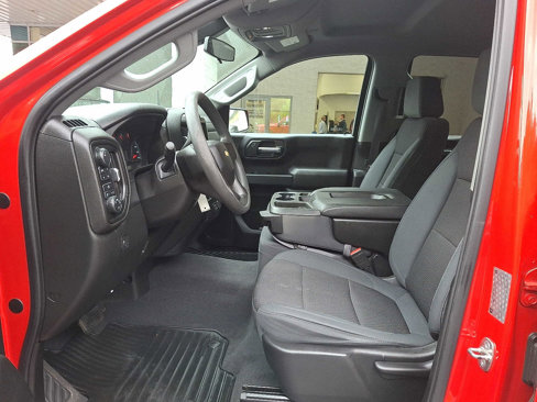 Used 2019 Chevrolet Silverado 1500 Custom w/ Custom Value Package image 13