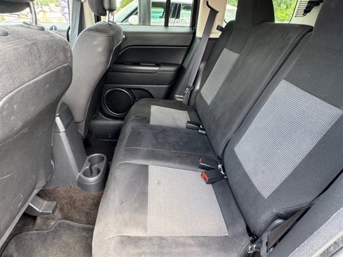 Used 2014 Jeep Patriot Sport w/ Power Value Group image 11