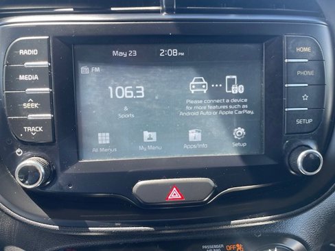 Used 2020 Kia Soul LX image 22