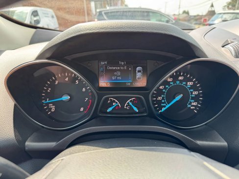 Used 2015 Ford Escape Titanium image 38
