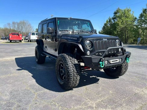 Used 2018 Jeep Wrangler Unlimited Sport w/ Connectivity Group image 2