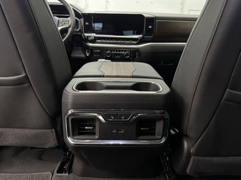 Certified 2024 Chevrolet Silverado 1500 High Country w/ Z71 Off-Road Package image 26