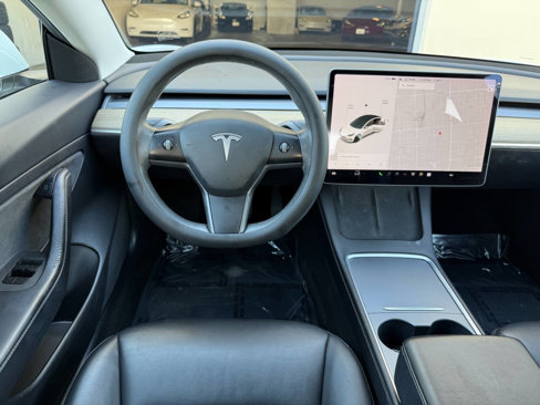 Used 2021 Tesla Model 3 Standard Range Plus image 21