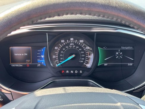 Used 2017 Ford Fusion SE w/ Fusion SE Technology Package image 19