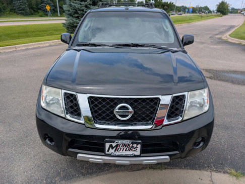Used 2009 Nissan Pathfinder LE image 4
