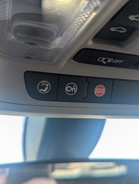Used 2018 Chevrolet Equinox LT w/ Sun & Infotainment Package image 14