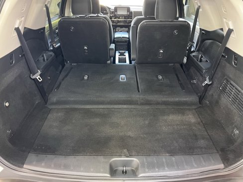 Used 2022 Nissan Pathfinder SV w/ SV Premium Package image 63