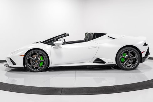 Used 2022 Lamborghini Huracan EVO image 6