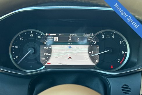Used 2022 Jaguar F-PACE S image 7