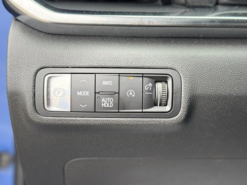 Used 2025 GMC Terrain Elevation image 20
