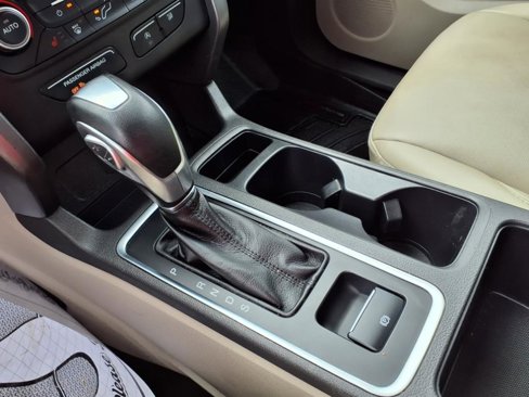 Used 2019 Ford Escape SEL image 19