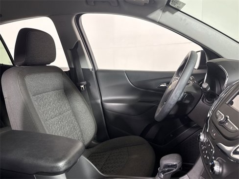 Used 2023 Chevrolet Equinox LT w/ Driver Convenience Package image 11