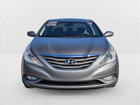 Used 2013 Hyundai Sonata GLS w/ Popular Equipment Pkg image 2